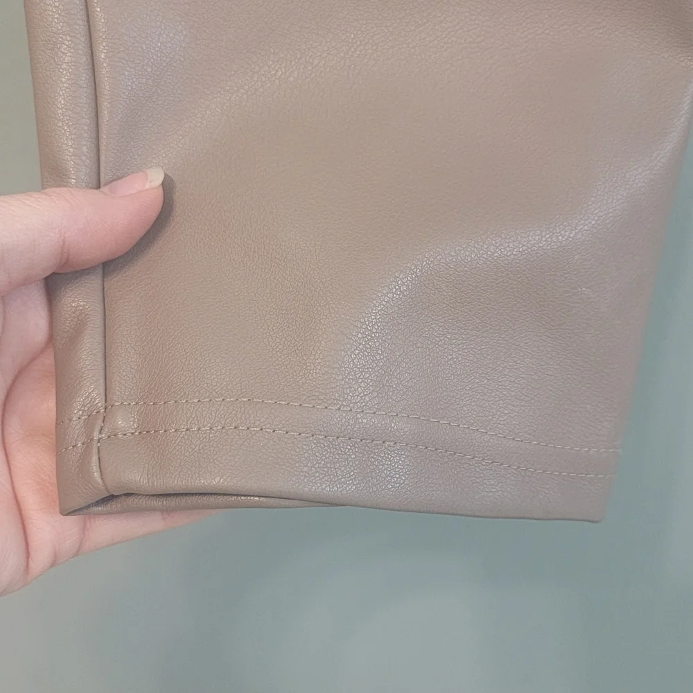 Fabletics Vegan Leather‎ Willow Bark Tan Womens Leggings Size XL